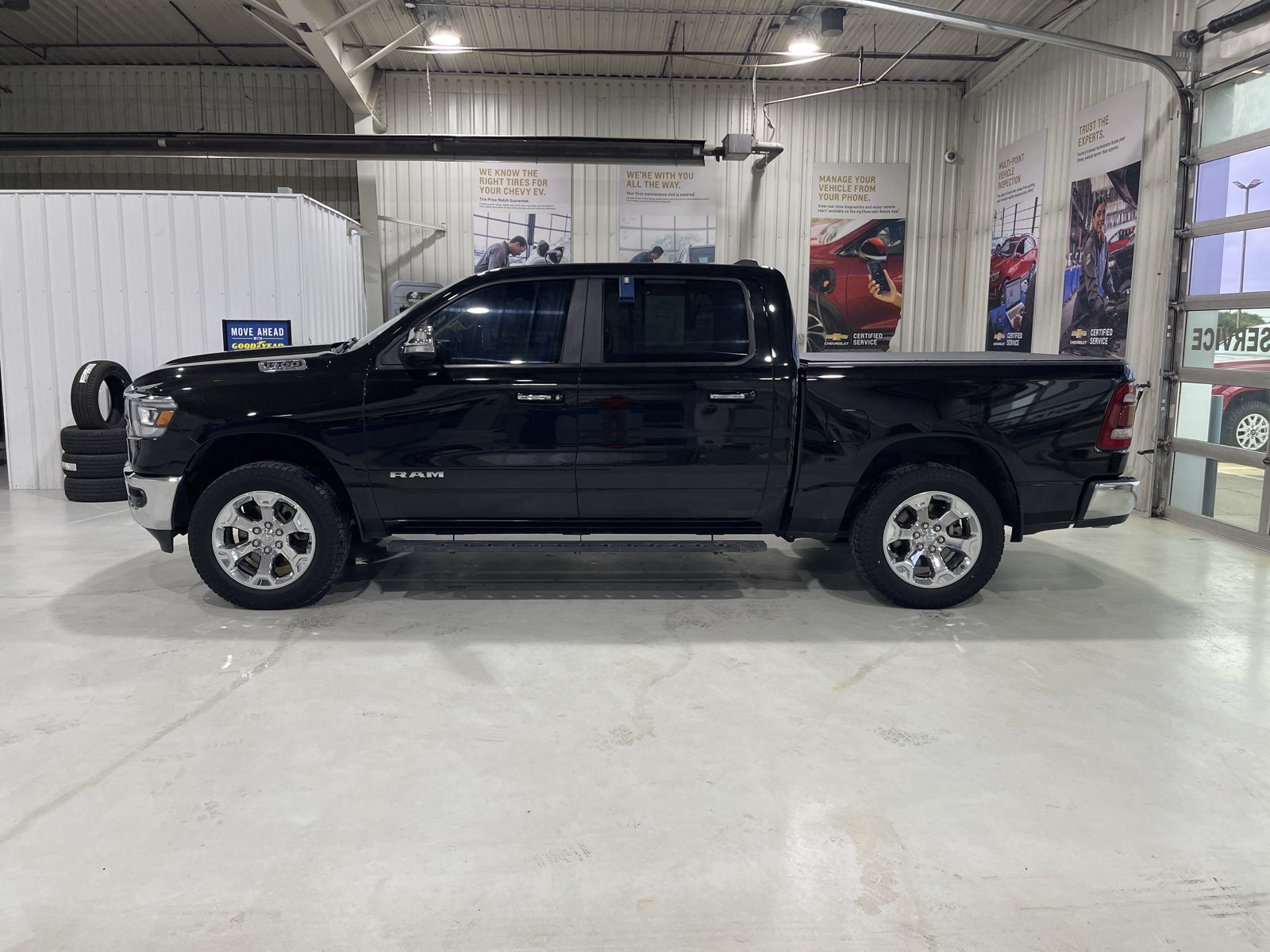 Used 2019 RAM 1500 Big Horn AWD/4WD image 5