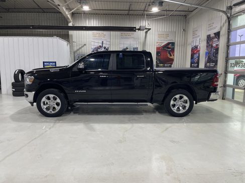 Used 2019 RAM 1500 Big Horn AWD/4WD image 5