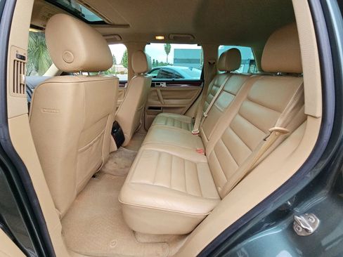 Used 2005 Volkswagen Touareg V6 AWD/4WD image 13