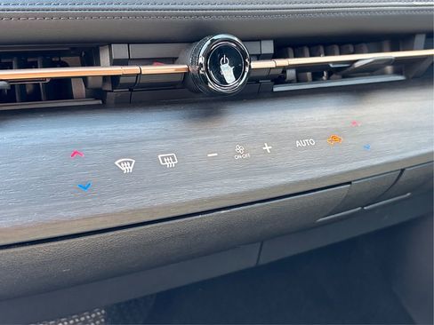 Used 2023 Nissan Ariya FWD image 28