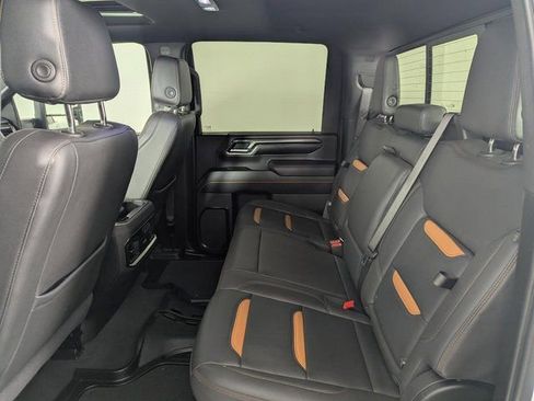 Used 2024 GMC Sierra 2500 AT4 w/ AT4 Premium Plus Package image 14