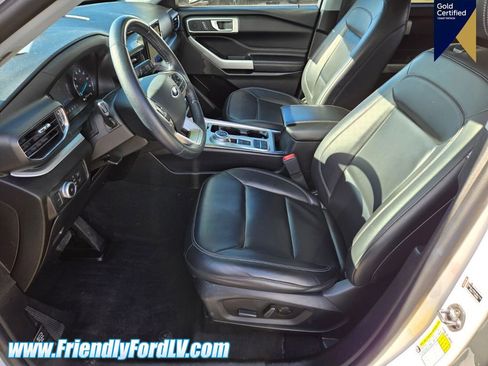 Certified 2021 Ford Explorer XLT w/ Equipment Group 202A image 8