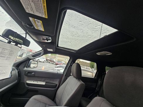 Used 2010 Ford Escape XLT FWD image 13