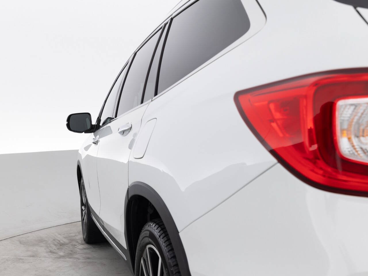 Used 2021 Honda Pilot Touring image 13