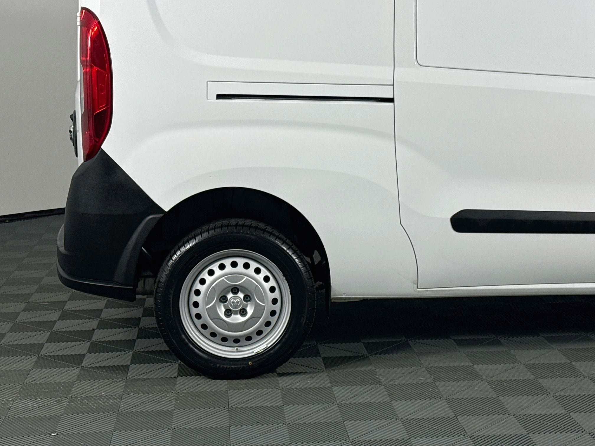 Used 2019 RAM ProMaster City Tradesman FWD image 43