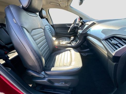 Used 2018 Ford Edge SEL w/ Equipment Group 201A image 35