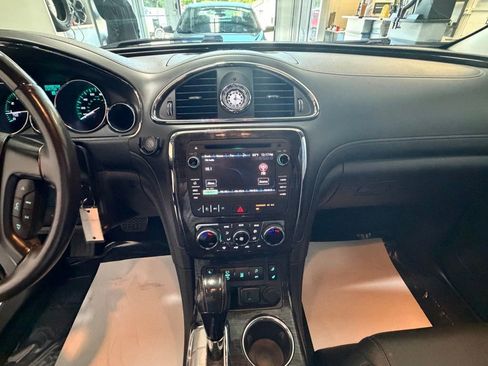 Used 2017 Buick Enclave Leather FWD image 14