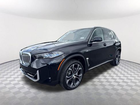 New 2026 BMW X5 sDrive40i image 2