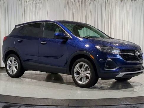 Used 2023 Buick Encore GX Preferred w/ Cold Weather Comfort Package AWD/4WD image 2