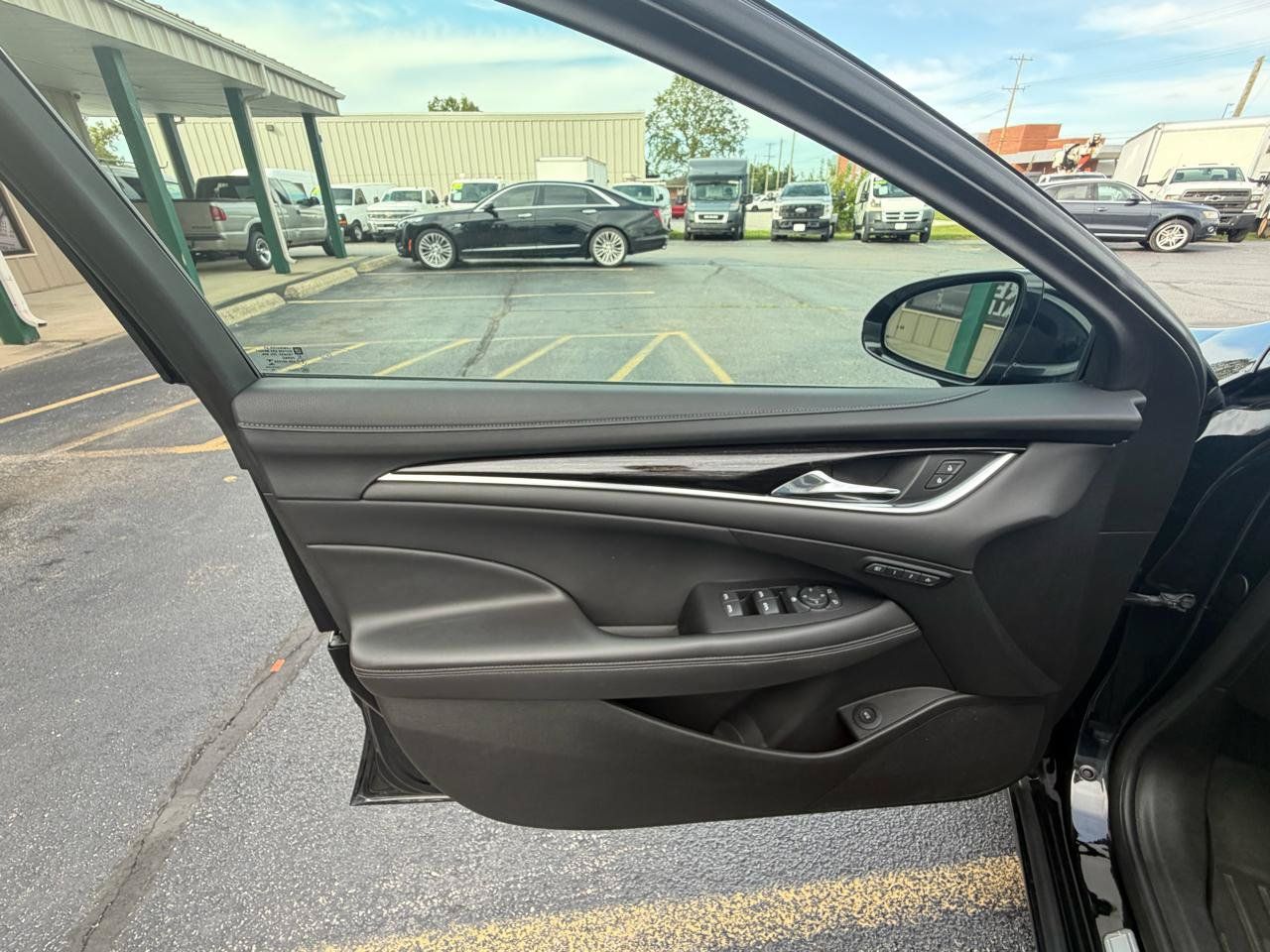 Used 2017 Buick LaCrosse Premium w/ Sun and Shade Package FWD image 19