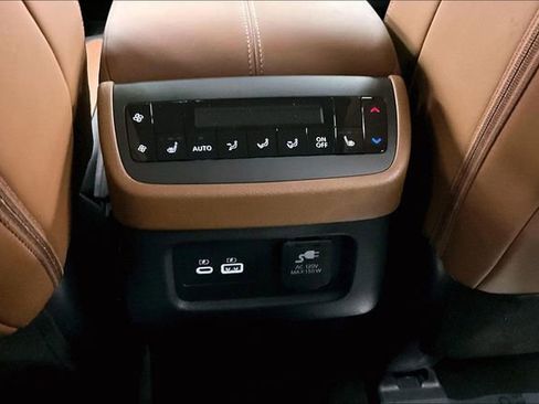 New 2025 Nissan Pathfinder Platinum w/ Lighting Package (N93) image 20