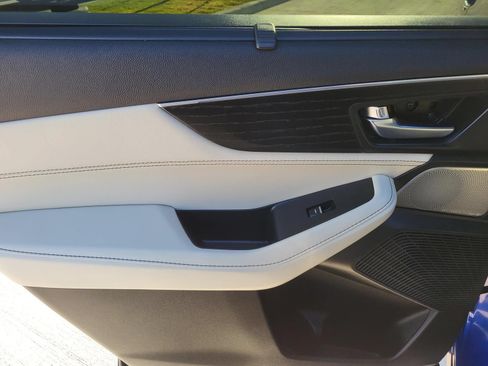 Used 2023 Acura MDX Type S AWD/4WD image 12