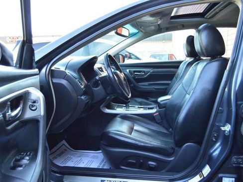 Used 2013 Nissan Altima 2.5 SL w/ Technology Pkg image 12