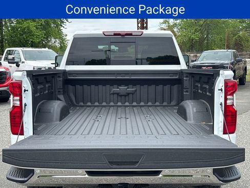 New 2026 Chevrolet Silverado 3500 LT w/ All Star Edition AWD/4WD image 9