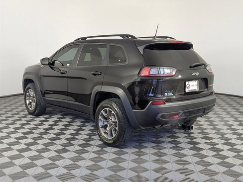 Used 2022 Jeep Cherokee Trailhawk image 7