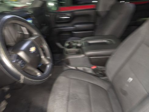 Used 2019 Chevrolet Silverado 1500 Custom w/ Custom Value Package image 16