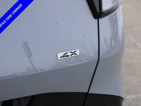 Used 2025 Kia Sportage SX image 8