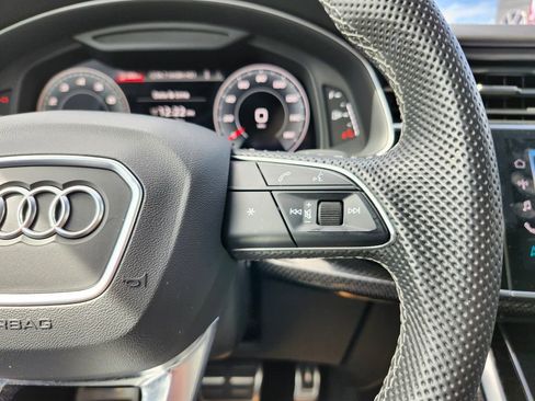 Certified 2022 Audi SQ7 Premium Plus w/ SQ7 Executive Package image 22