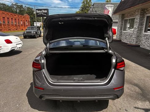 Used 2020 Nissan Sentra SV FWD image 18