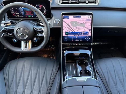 New 2025 Mercedes-Benz S 63 AMG S image 25