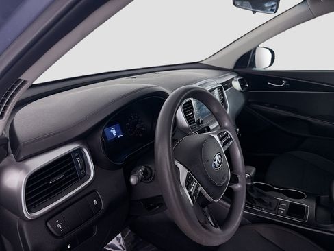 Used 2020 Kia Sorento L image 22