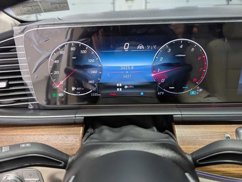 Certified 2026 Mercedes-Benz GLS 450 4MATIC image 25