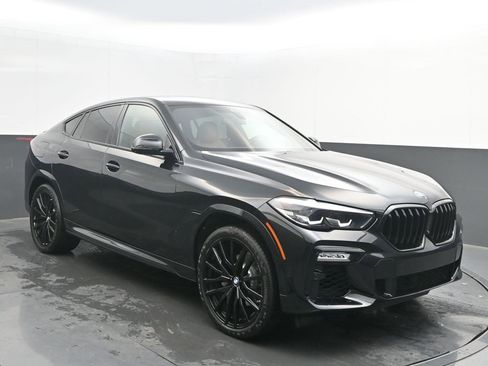 Used 2021 BMW X6 sDrive40i w/ M Sport Package image 1