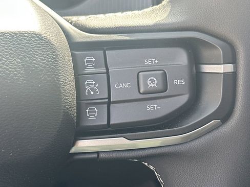 New 2026 Jeep Cherokee Limited AWD/4WD image 25
