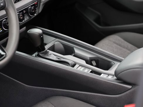 Used 2024 Honda Accord EX image 11