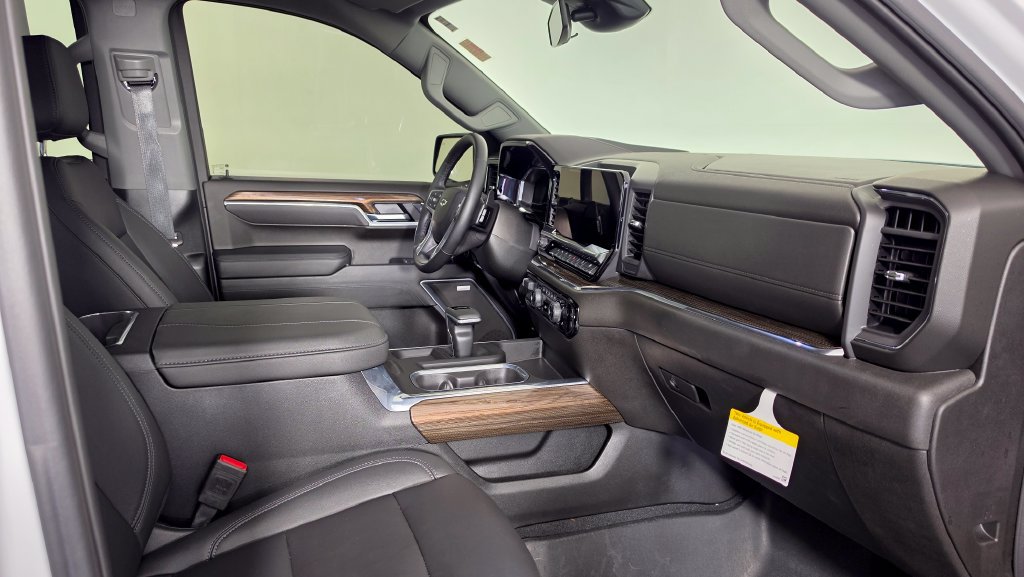 Used 2025 Chevrolet Silverado 1500 RST w/ RST All Star Premium Package AWD/4WD image 30