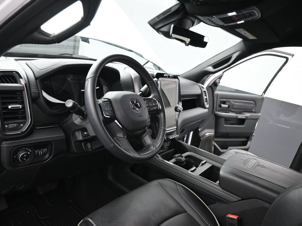 Used 2024 RAM 2500 Limited AWD/4WD image 10
