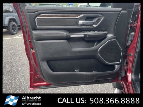 Used 2019 RAM 1500 Laramie AWD/4WD image 12