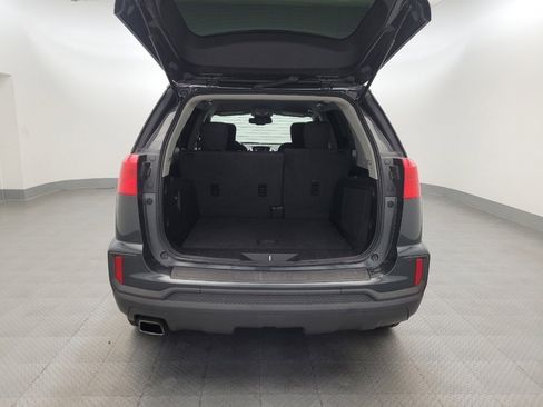 Used 2017 GMC Terrain SLE FWD image 29