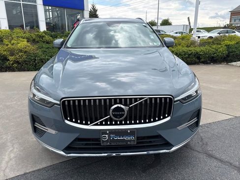 Certified 2023 Volvo XC60 B5 Plus AWD/4WD image 4