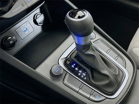 Used 2023 Hyundai Kona SEL image 17