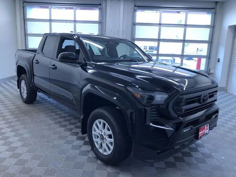 New 2026 Toyota Tacoma SR5 AWD/4WD image 7
