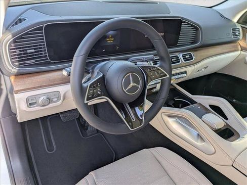New 2026 Mercedes-Benz GLE 450 4MATIC image 3