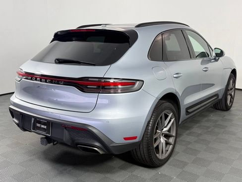 Certified 2025 Porsche Macan AWD/4WD image 7