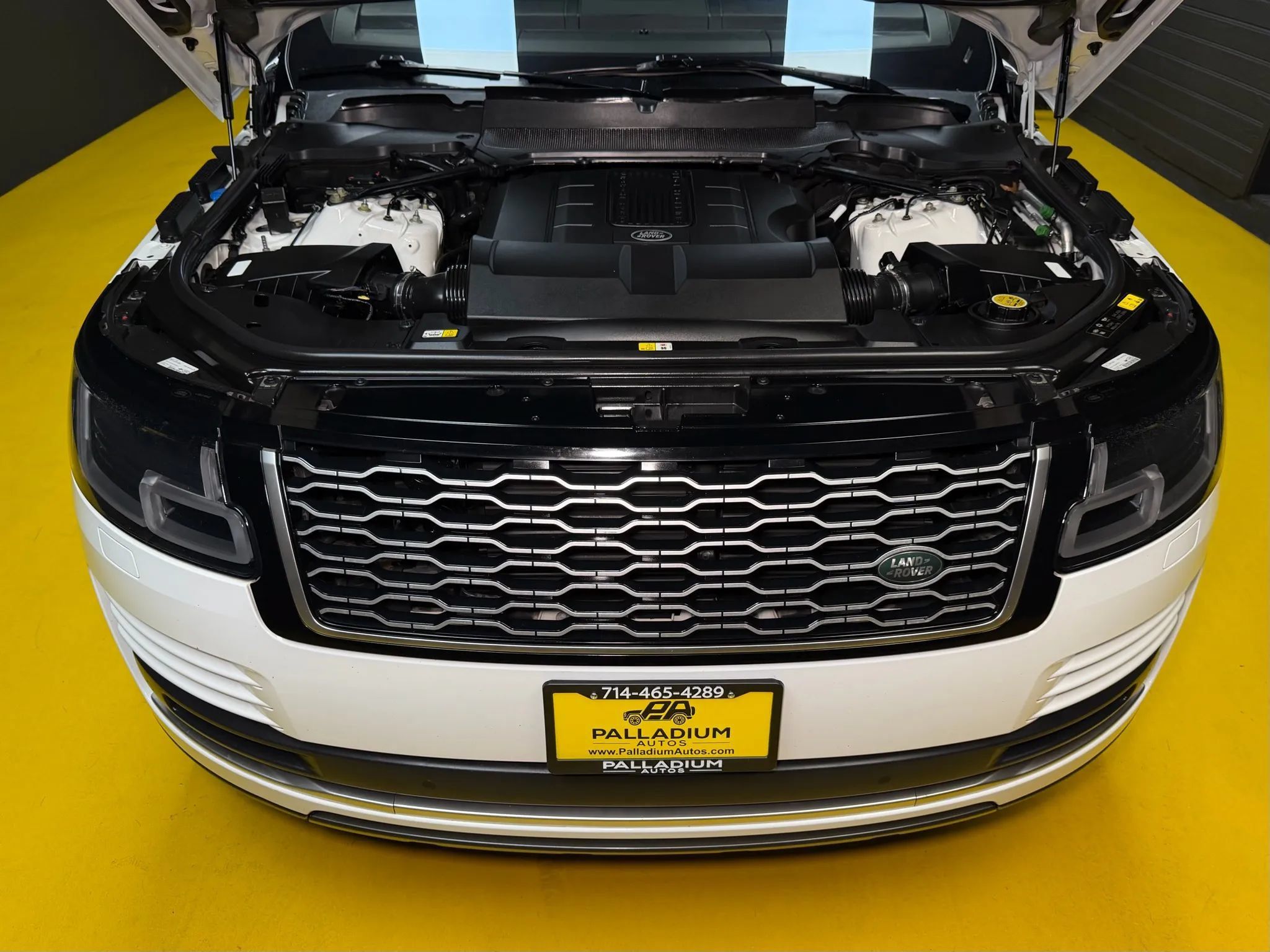 Used 2018 Land Rover Range Rover HSE AWD/4WD image 56