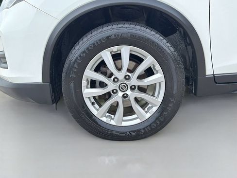 Used 2019 Nissan Rogue SV AWD/4WD image 33