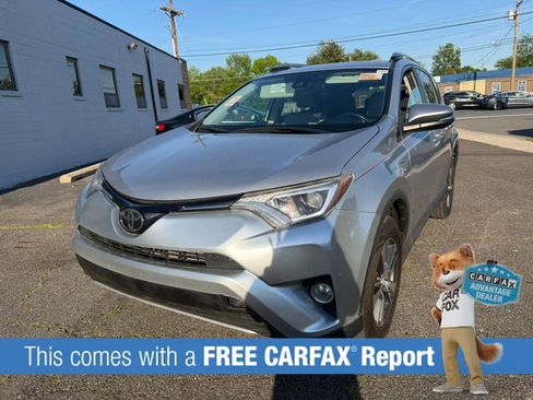 Used 2018 Toyota RAV4 XLE w/ Plus Extra Value Package AWD/4WD image 1