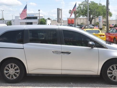 Used 2014 Honda Odyssey LX image 2