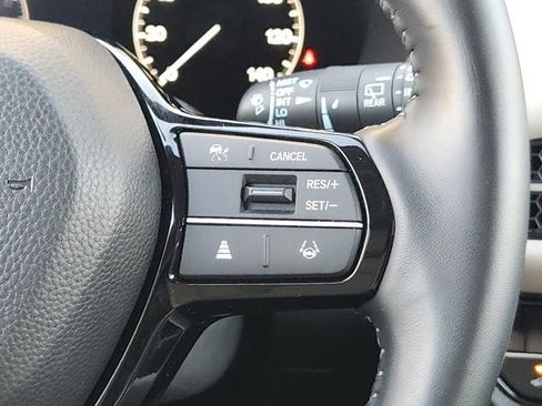 Used 2025 Honda HR-V EX-L image 29
