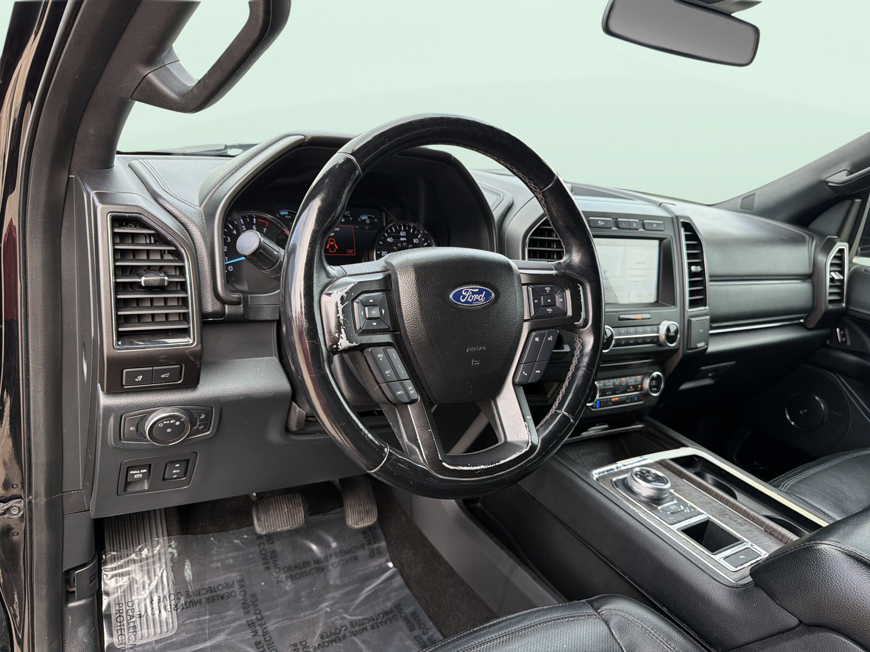 Used 2018 Ford Expedition Limited w/ Equipment Group 301A RWD image 17