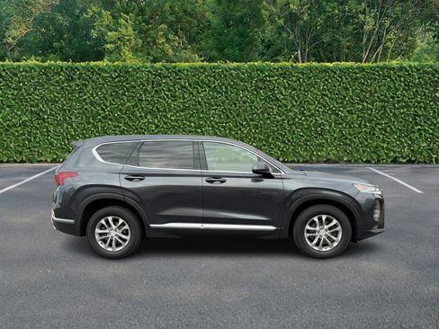 Used 2020 Hyundai Santa Fe SEL image 2