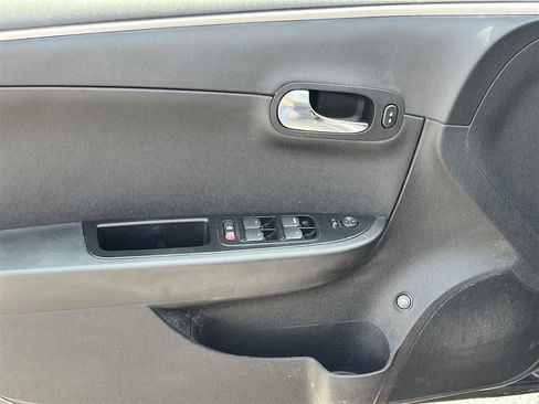 Used 2011 Chevrolet Malibu LT w/ Power Convenience Package FWD image 13