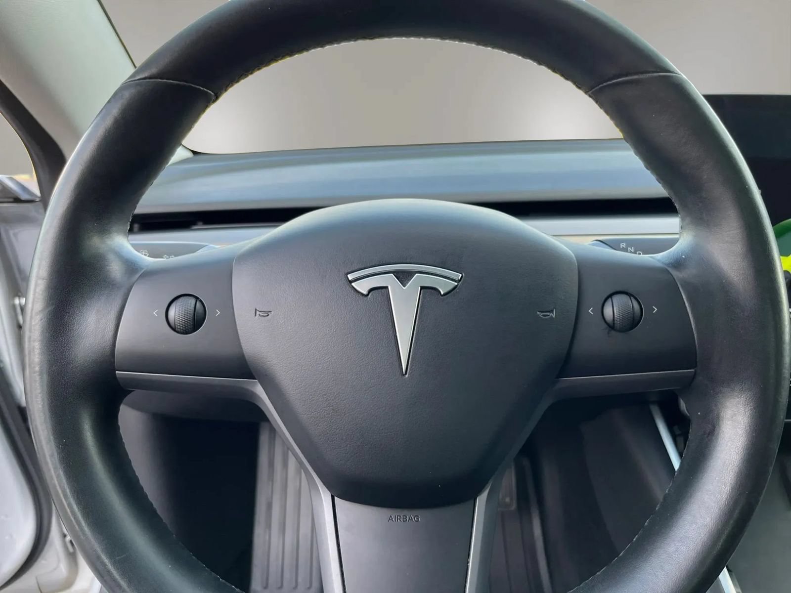 Used 2018 Tesla Model 3 Long Range RWD image 12