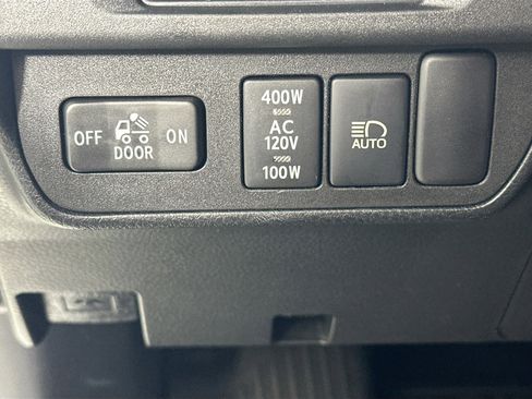 Used 2018 Toyota Tacoma TRD Pro image 10