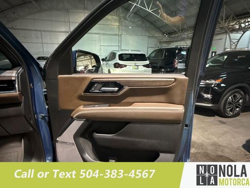 Used 2025 GMC Yukon XL Denali Ultimate w/ LPO, Floor Liner Package image 27