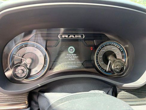 Used 2021 RAM 1500 Limited AWD/4WD image 9